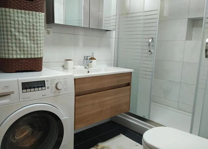 Kumsal كوشاداسيه