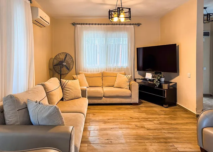 Vila Kumsal Kusadası